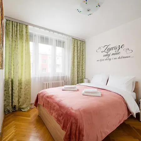 Apartman Wola Homely By Bookinghost *