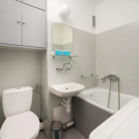 Appartamento Wola Homely By Bookinghost *